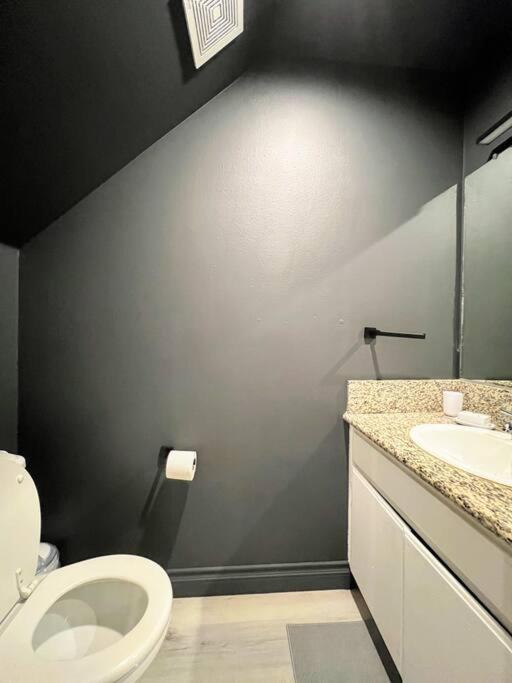 Hollywood Black Habitat Los Angeles Bagian luar foto